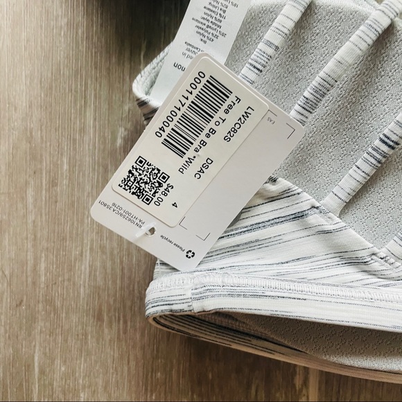 Lululemon Free to Be Bra *Wild - DASC - Picture 4 of 4